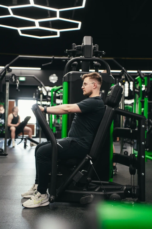 Mellkasprés UR-U029 - UpForm