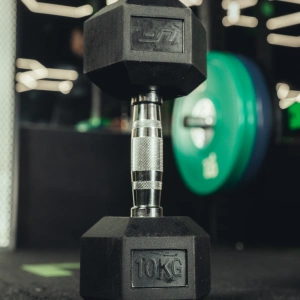Gumiborítású HEX öntöttvas kézisúlyzó 10 kg - UpForm